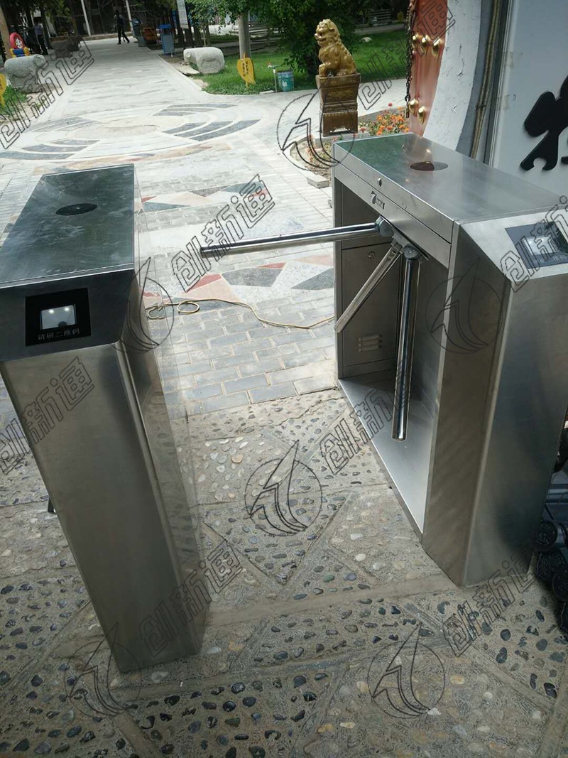 擺閘,三輥閘,速通閘,旋轉(zhuǎn)閘,平移閘,一字閘,人臉識別，